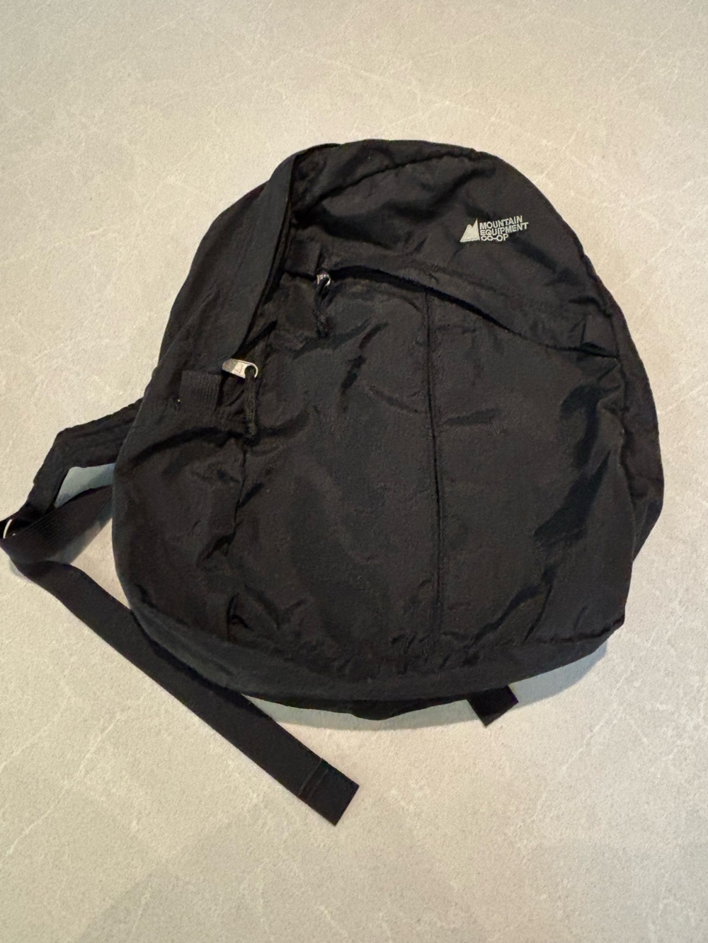 Vintage MEC Mountain Equipment Co-op Black Nylon Daypack Backpack Classic Iconic